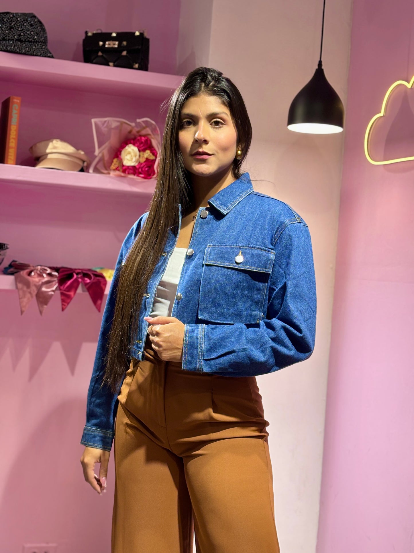 Chaqueta de jean oscura