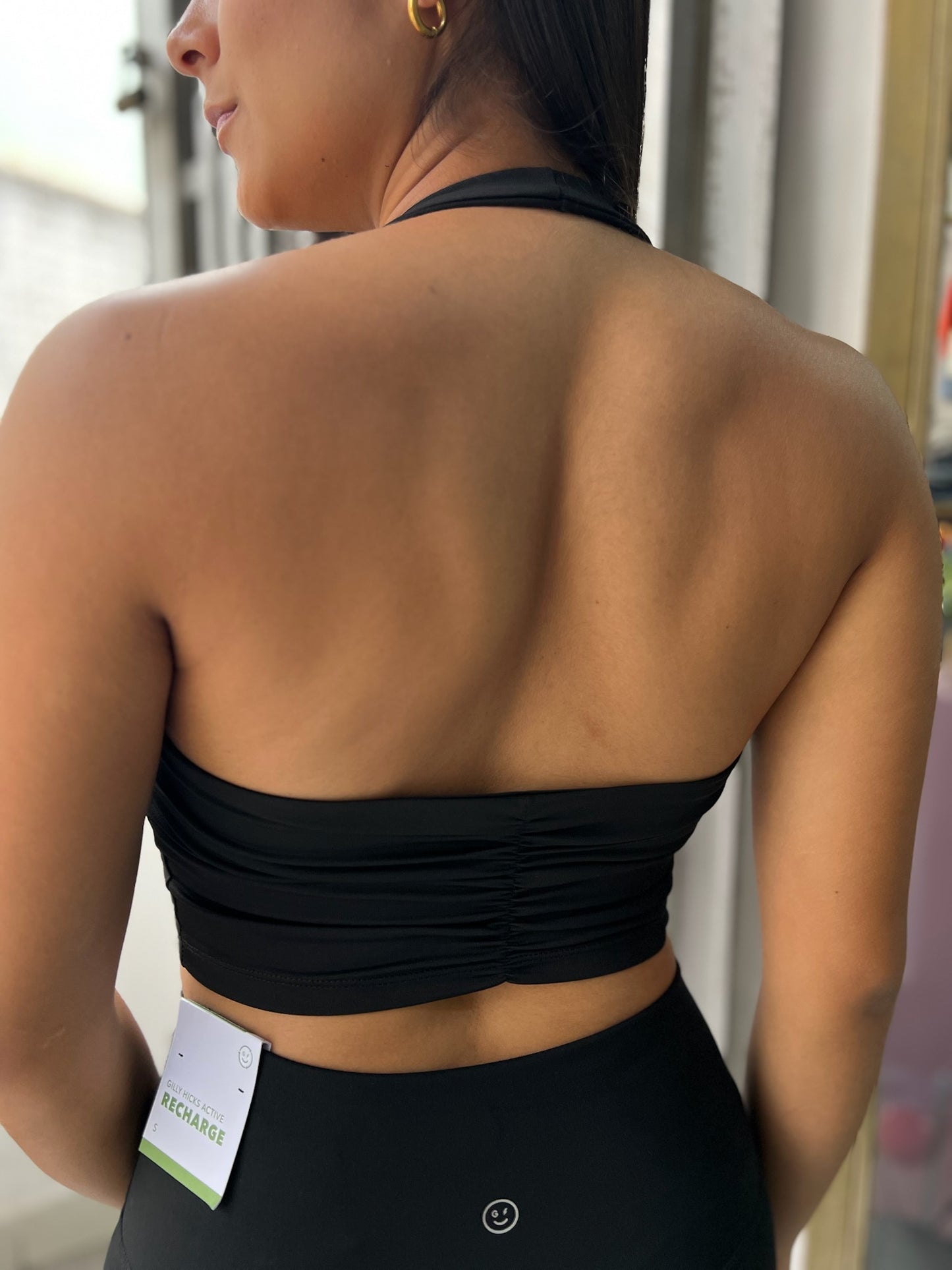 Top tirante al cuello con espalda descubierta negro