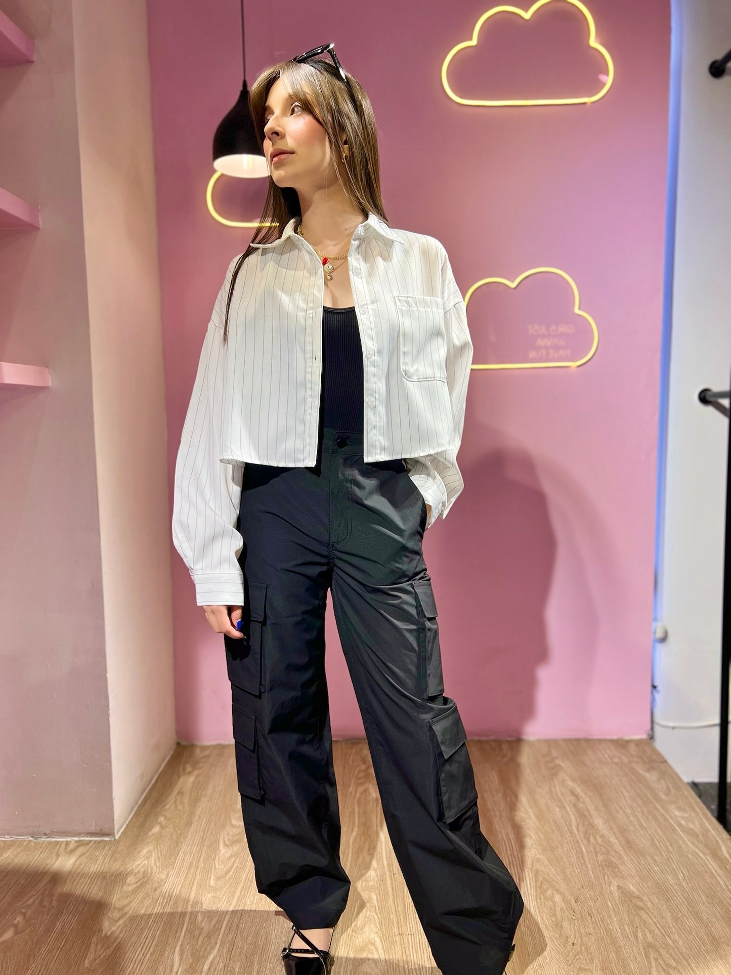Pantalón cargo negro