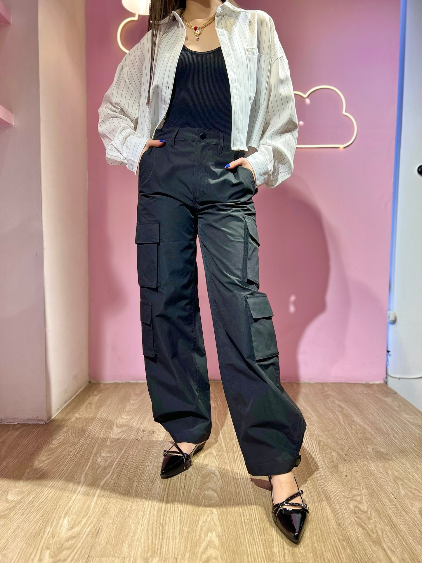 Pantalón cargo negro