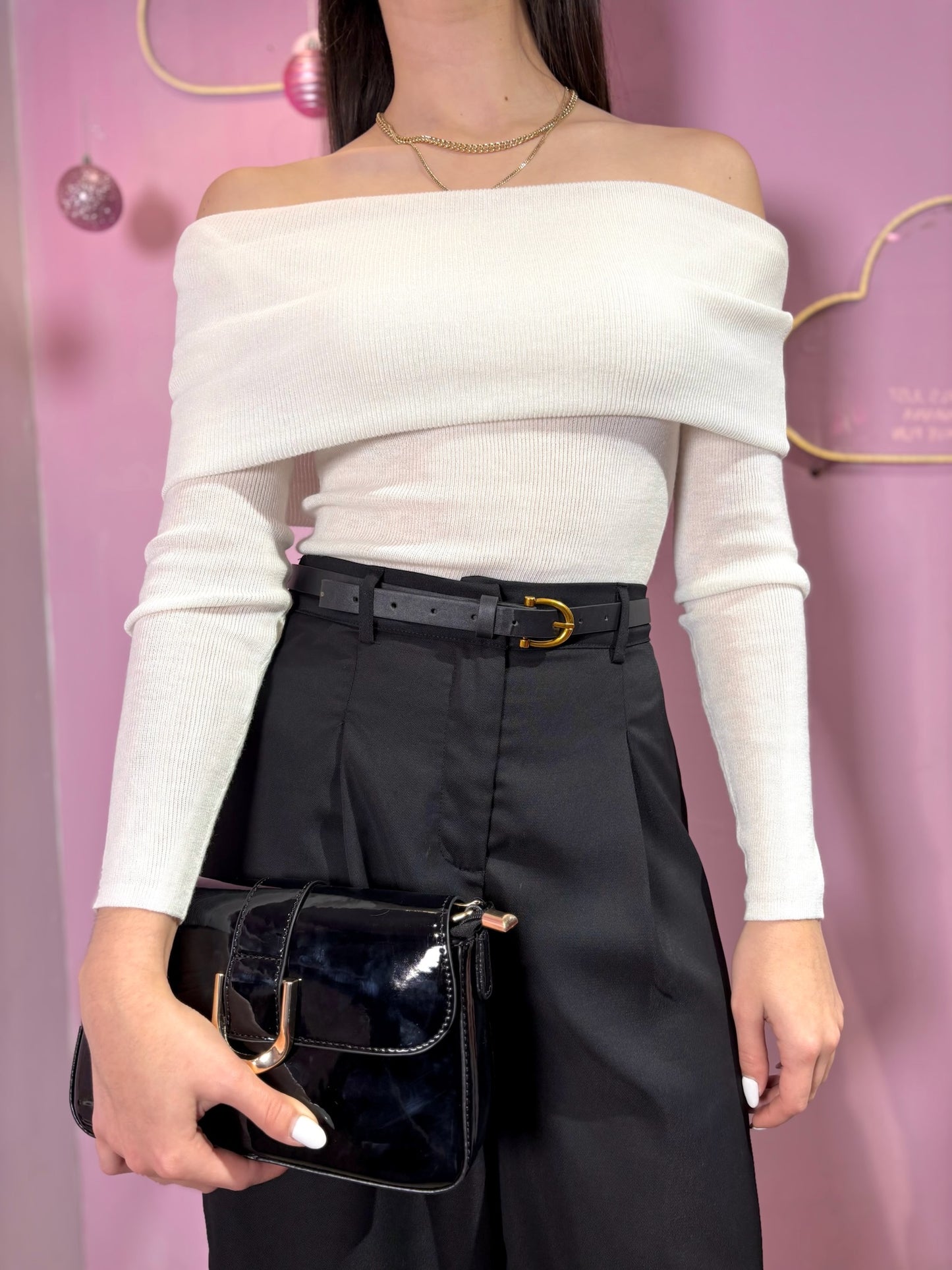 Pantalón palazzo negro con correa