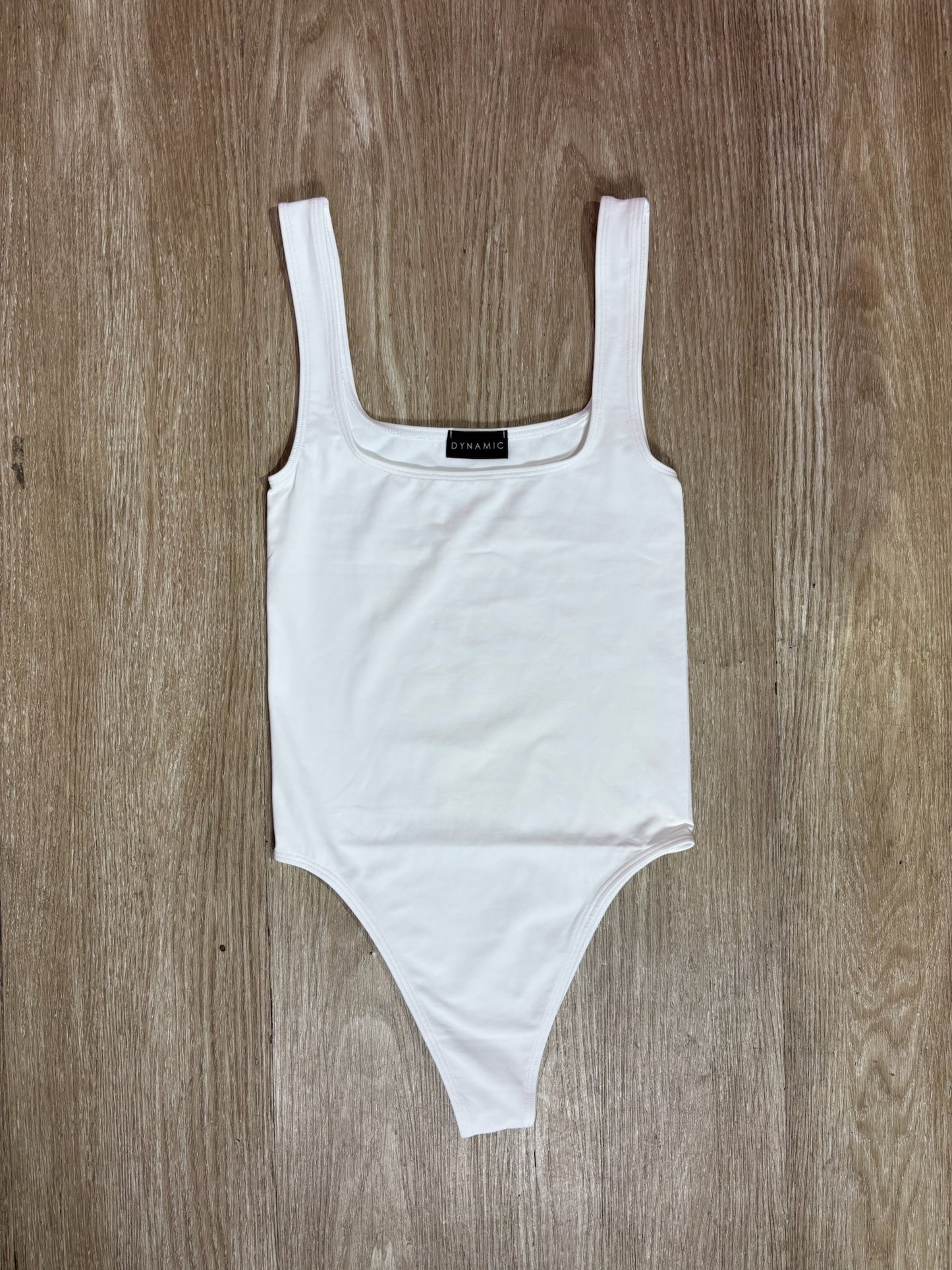 Body básico tirantes gruesos blanco DYNAMIC