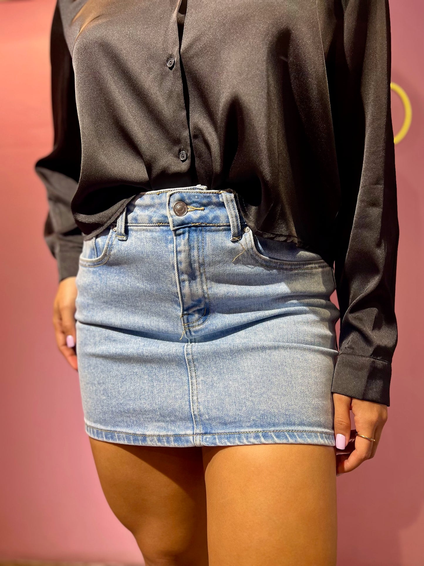 Falda Wax lisa clara prelavada