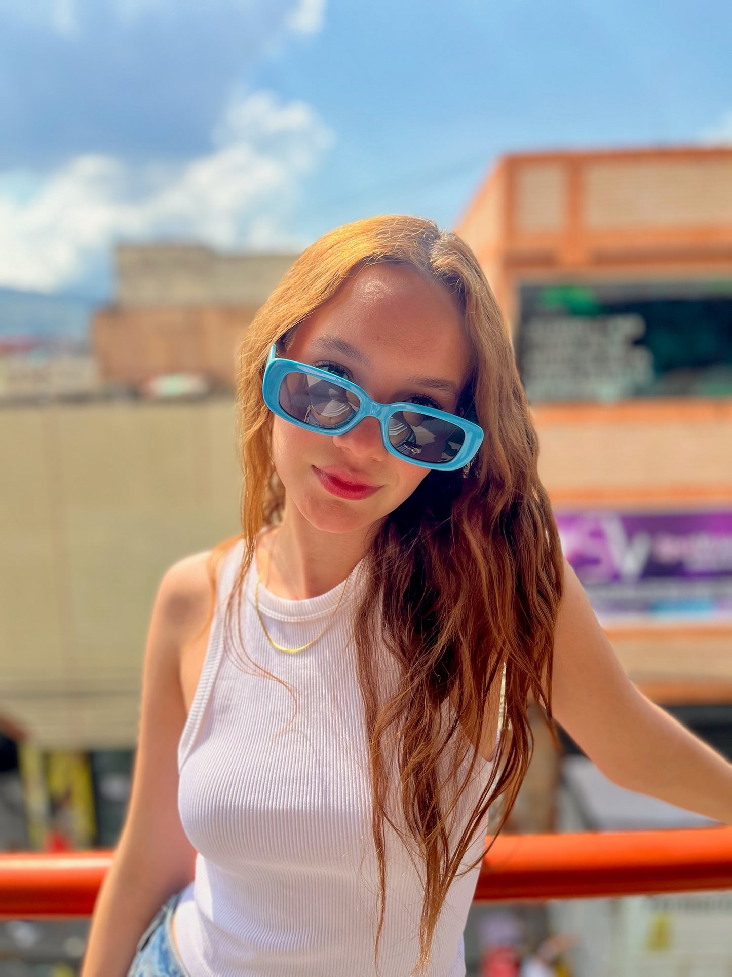 Lentes de sol azul