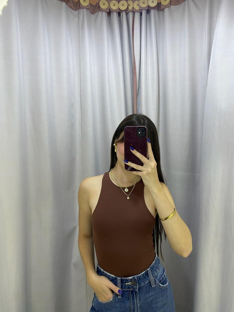 Body halter básico marrón