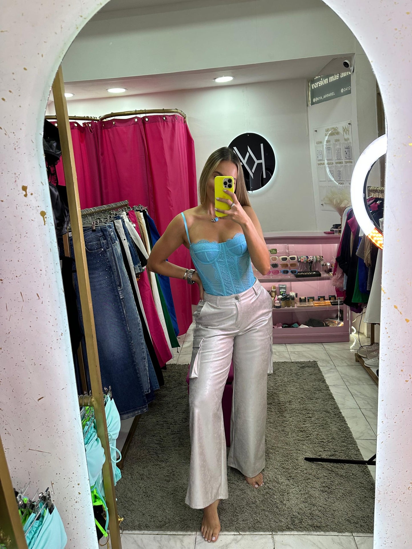 Pantalón cargo prelavado plateado