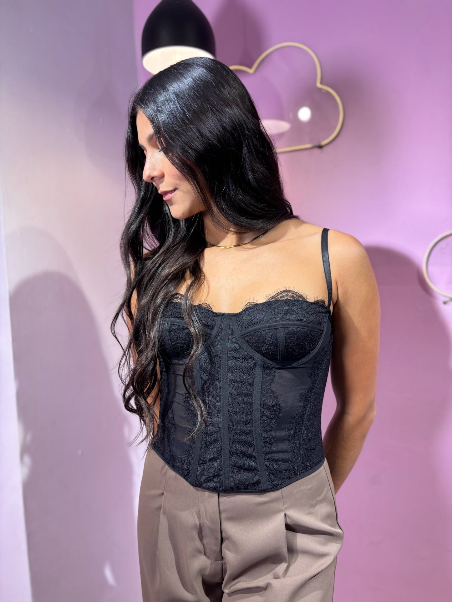 Corset de encaje negro