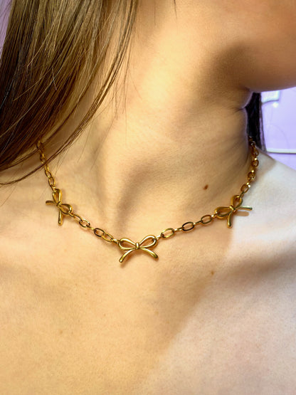 Collar de 3 lazos dorado