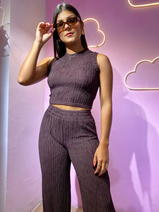 Set texturizado marrón