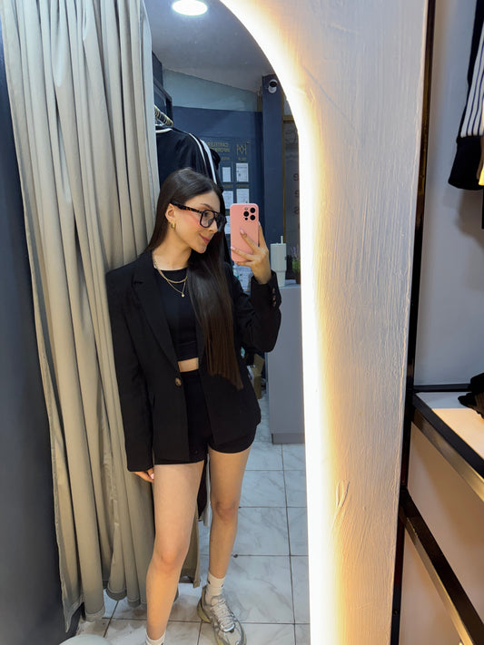 Blazer negro de corte en V y botones marrones L.A.