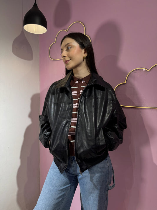 Chaqueta cuero negra vintage