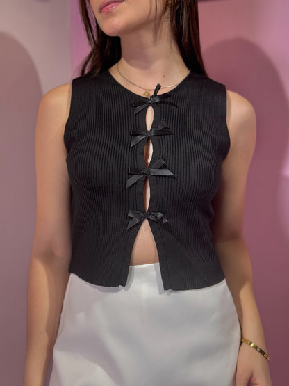 Top halter tejido negro de lazos delanteros