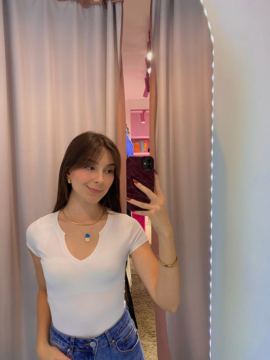 Top hollister básico blanco manga corta