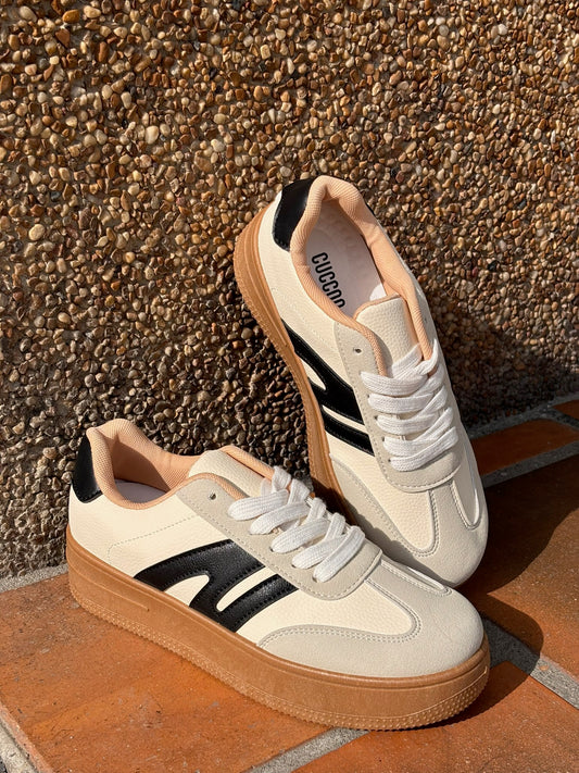 Botas inspo samba beige con rayas negras