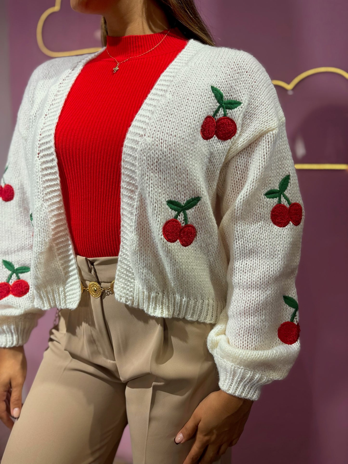 Cardigan tejido blanco de cerezas