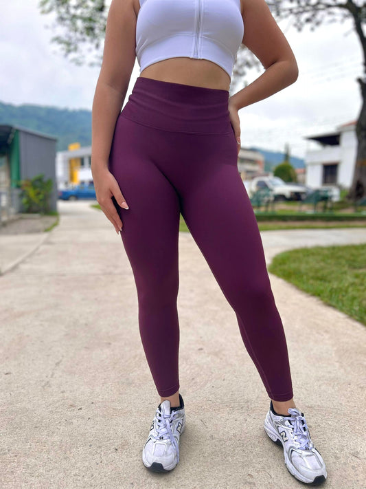 Leggin de pretina alta y push up vino