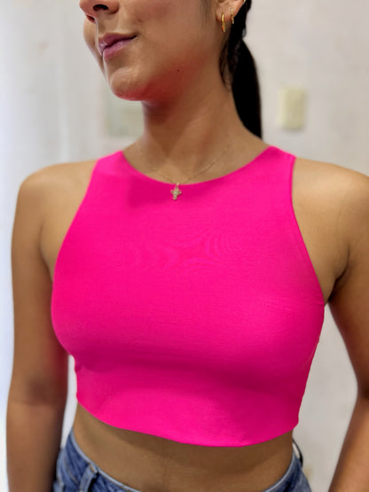 Top halter básico fucsia