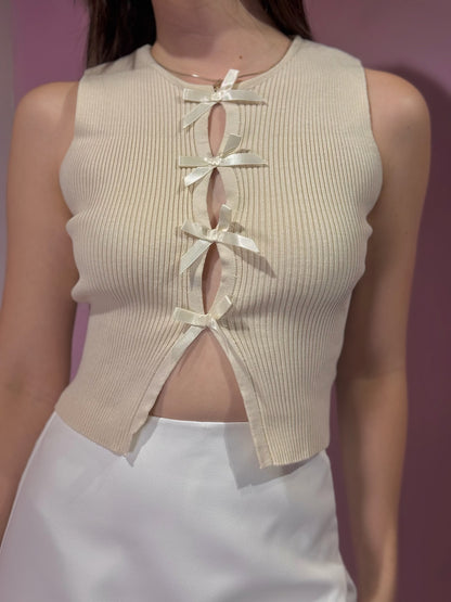Top halter tejido crema de lazos delanteros
