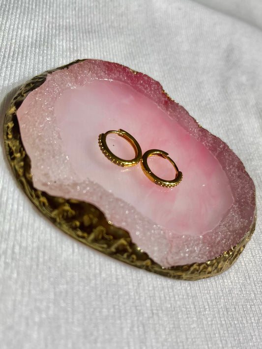 Argollas finas con pedrería doradas M