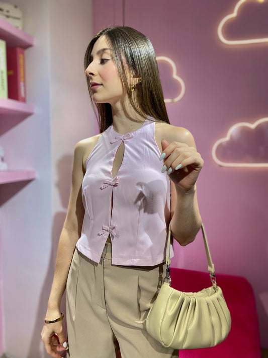 Chaleco halter de espalda descubierta y lazos frontales rosa