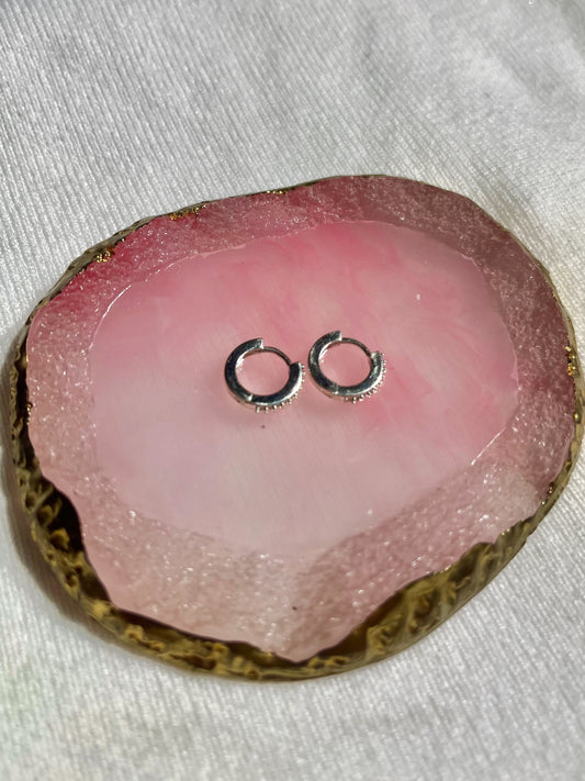 Argollas finas con pedrería S