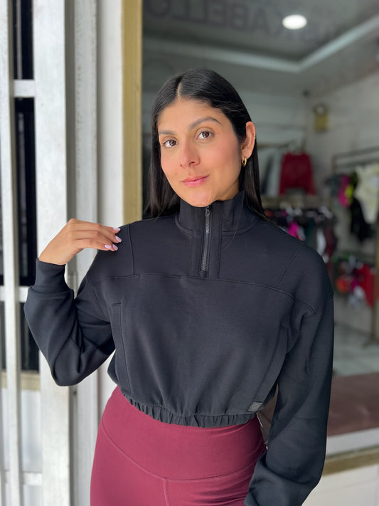 Hoodie negro cuello alto con cierre HOLLISTER