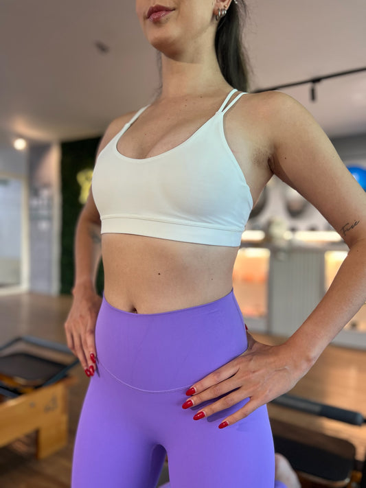 Top deportivo de tirantes en la espalda corto