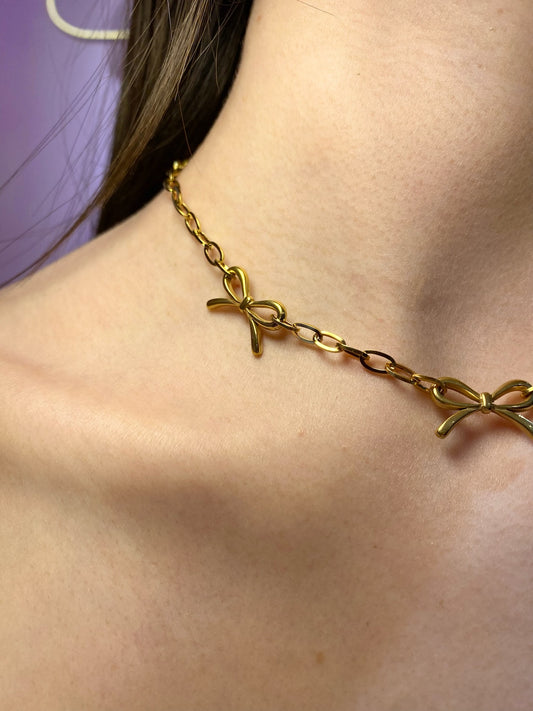 Collar de 3 lazos dorado