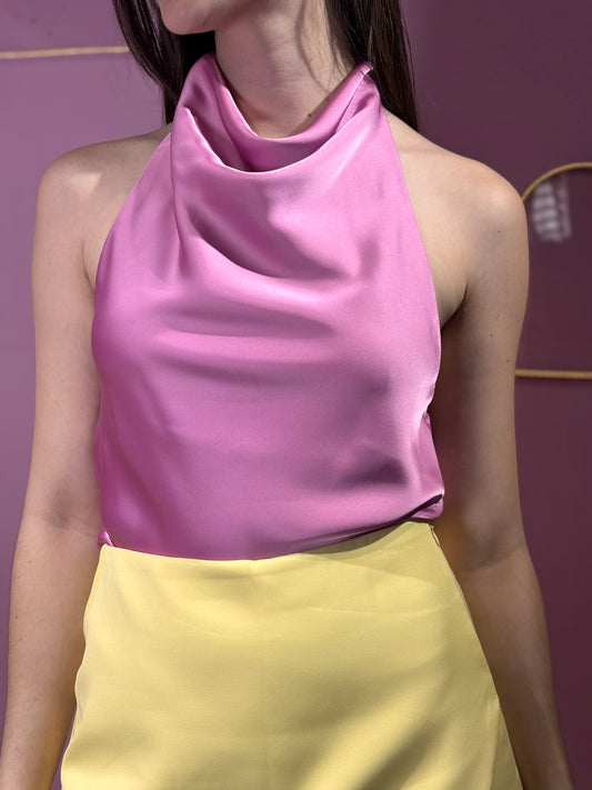Top cuello bobo de satén rosa violeta