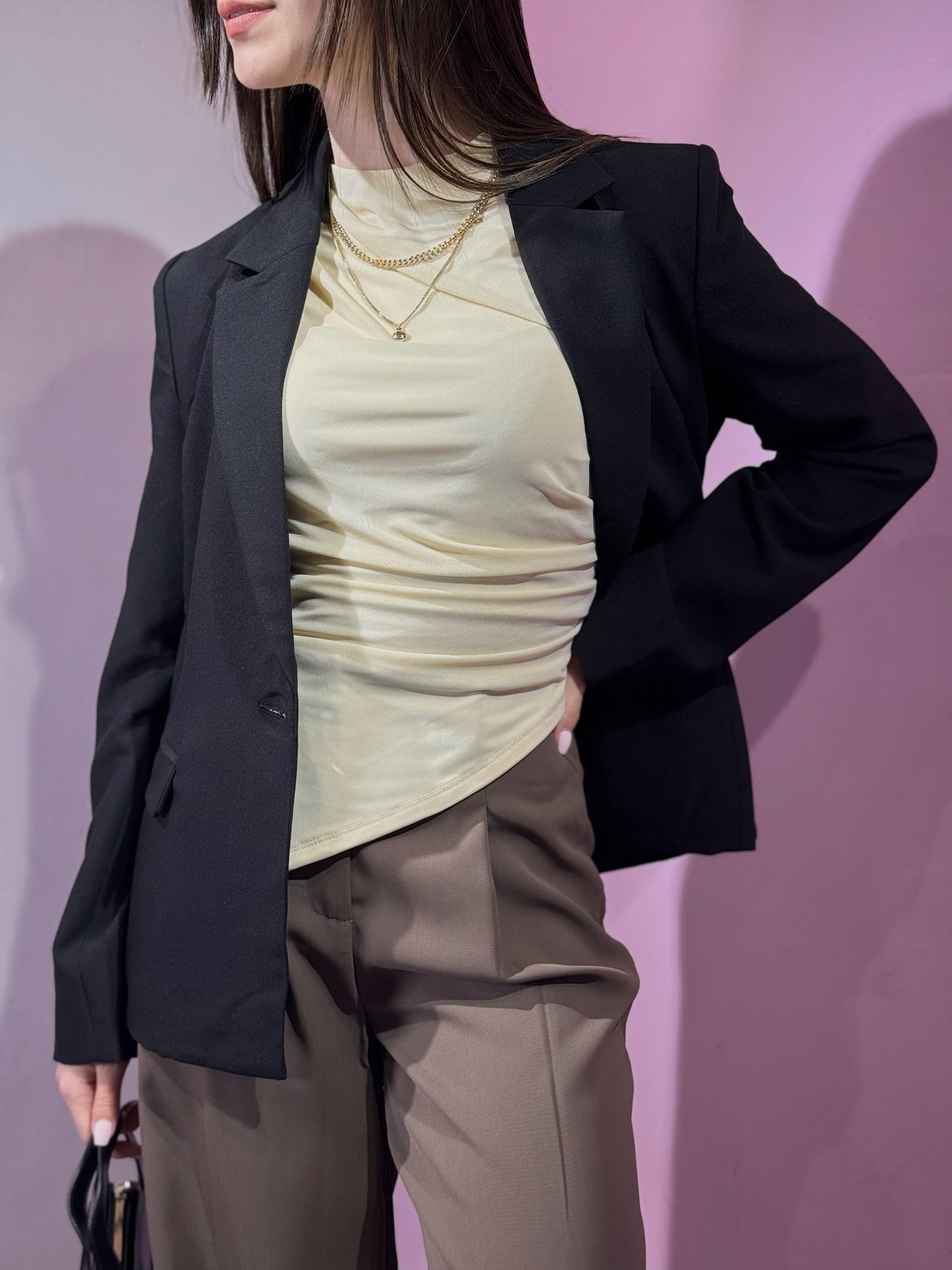 Blazer manga larga negro de botones marrón