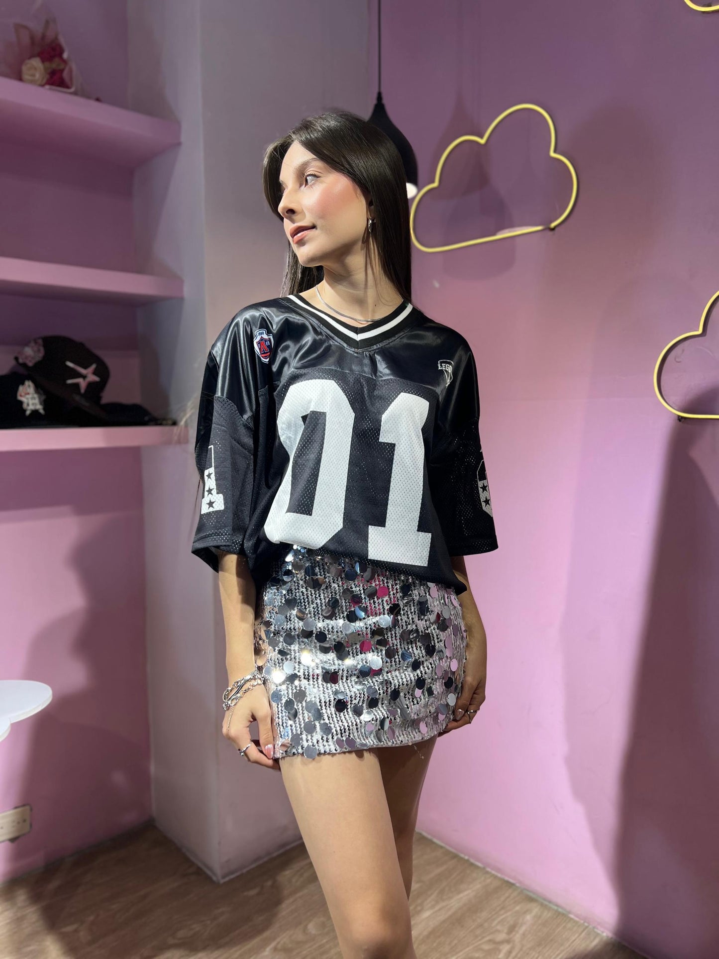 Falda de lentejuelas plateadas