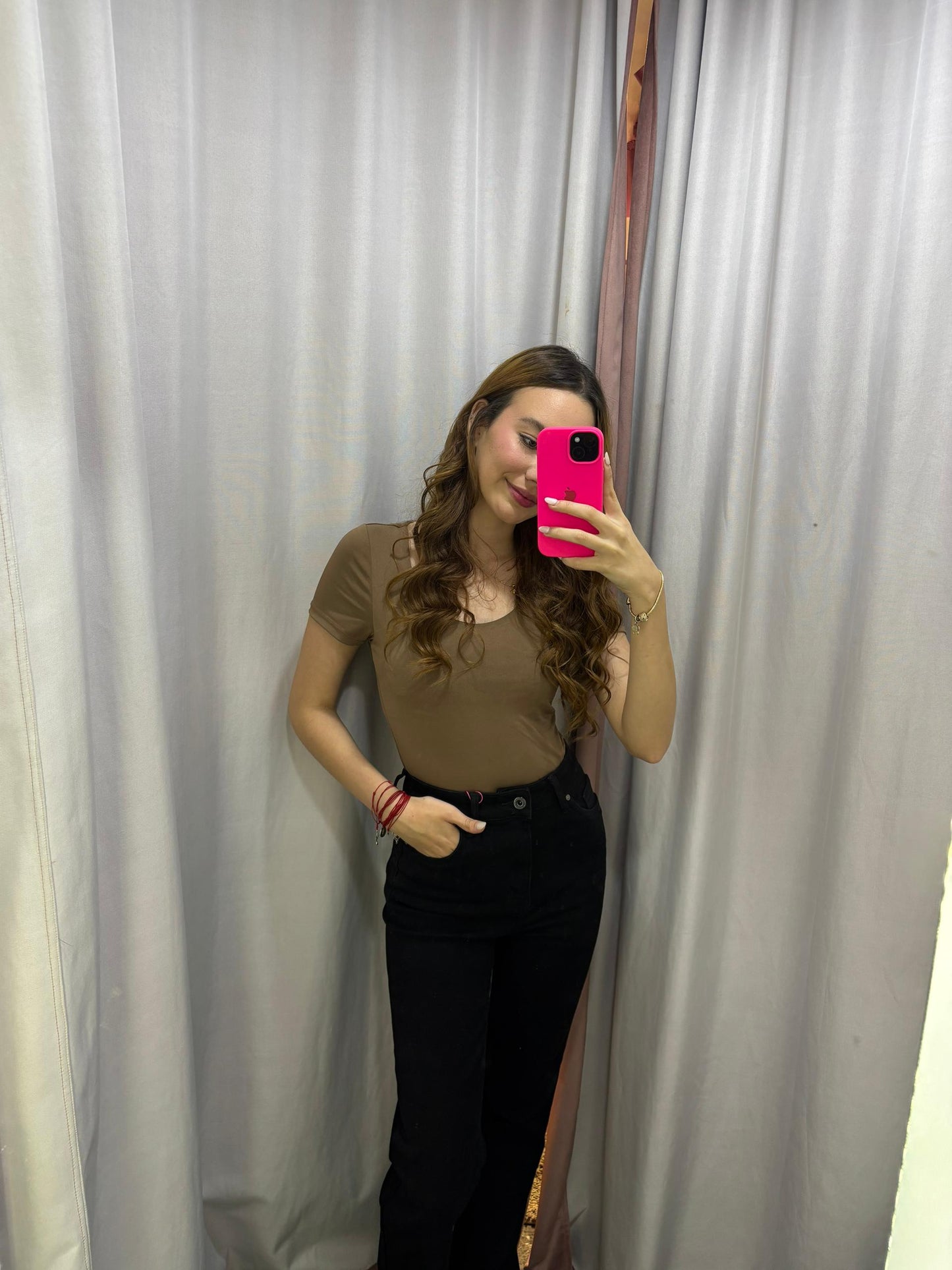 Jean B2U wide leg negro (cd:MK2201)