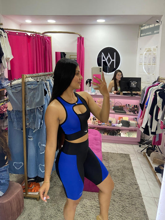 Set deportivo de top, biker y malla
